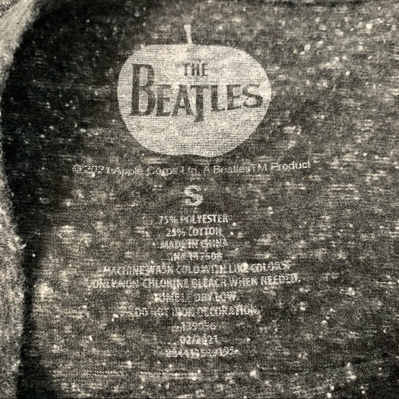 Beatles Band Tee Abbey Road Women’s Size Small - Picture 4 of 7